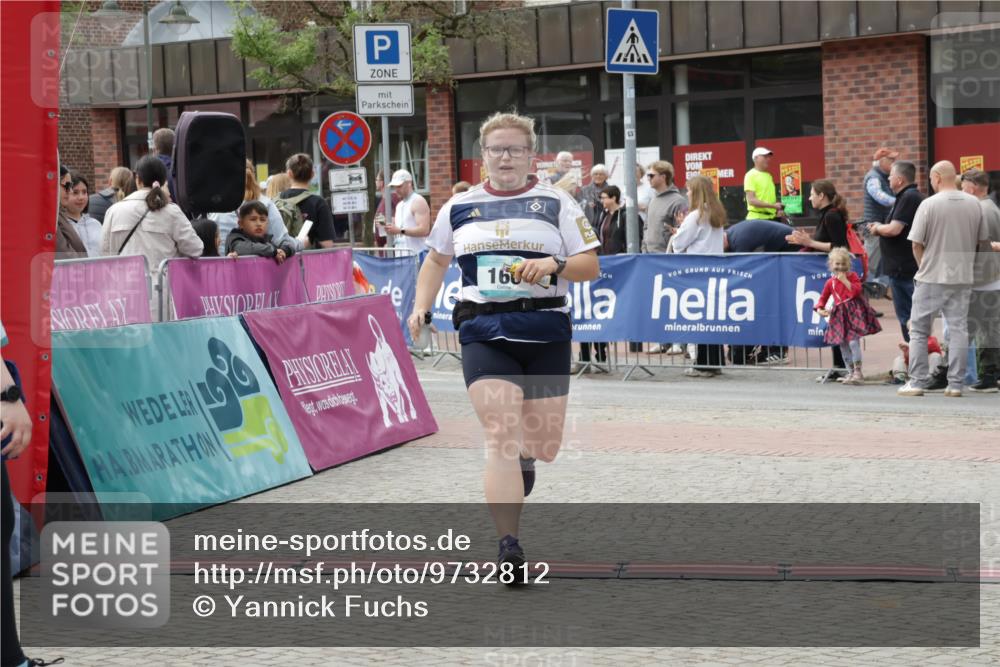 10.05.2026 - 8. Wedeler Halbmarathon Yannick Fuchs http://msf.ph/oto/9732812 10.05.2026 11:47:29 Ziel 160, 199, 826 meine-sportfotos.de