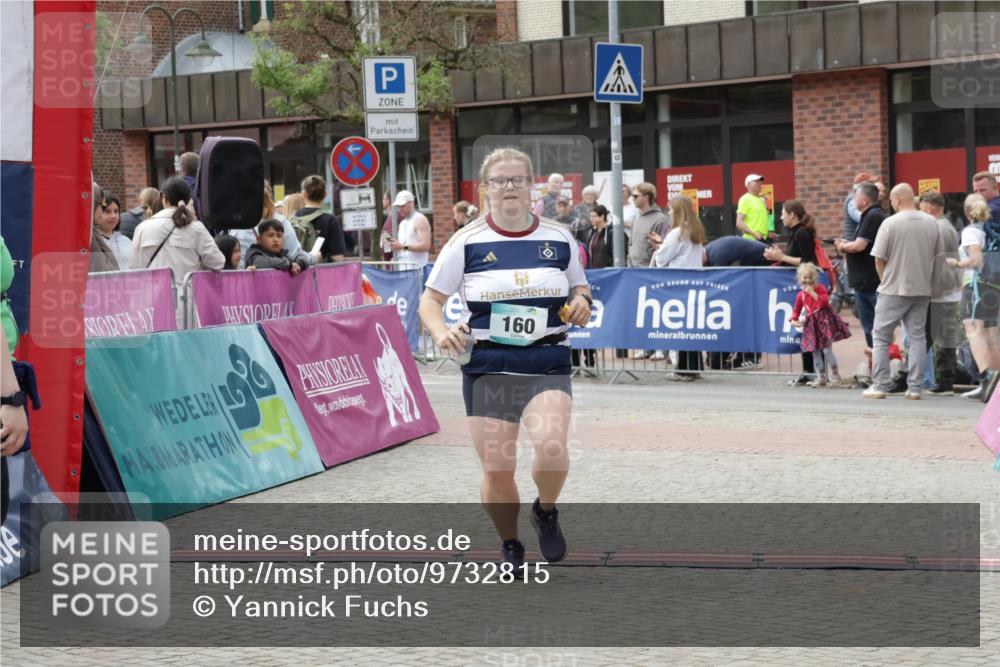 10.05.2026 - 8. Wedeler Halbmarathon Yannick Fuchs http://msf.ph/oto/9732815 10.05.2026 11:47:29 Ziel 160, 199, 826 meine-sportfotos.de