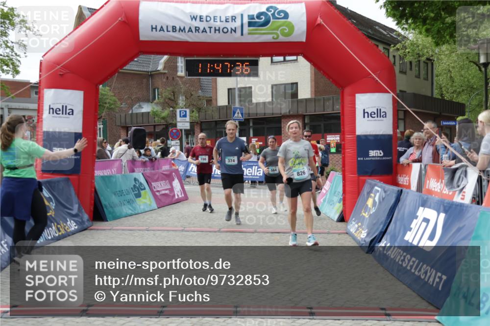 10.05.2026 - 8. Wedeler Halbmarathon Yannick Fuchs http://msf.ph/oto/9732853 10.05.2026 11:47:34 Ziel 160, 198, 564, 826, 1041 meine-sportfotos.de