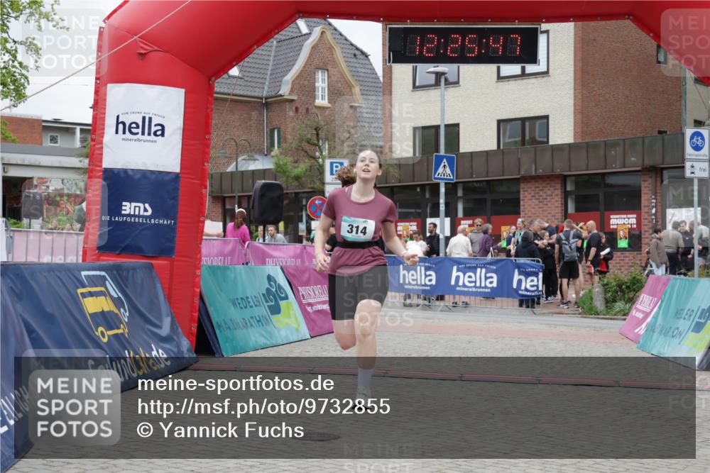 10.05.2026 - 8. Wedeler Halbmarathon Yannick Fuchs http://msf.ph/oto/9732855 10.05.2026 12:25:45 Ziel 292, 314, 550 meine-sportfotos.de