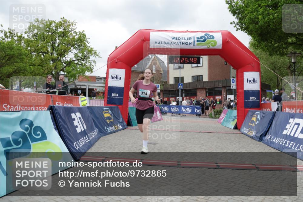 10.05.2026 - 8. Wedeler Halbmarathon Yannick Fuchs http://msf.ph/oto/9732865 10.05.2026 12:25:46 Ziel 292, 314, 550 meine-sportfotos.de