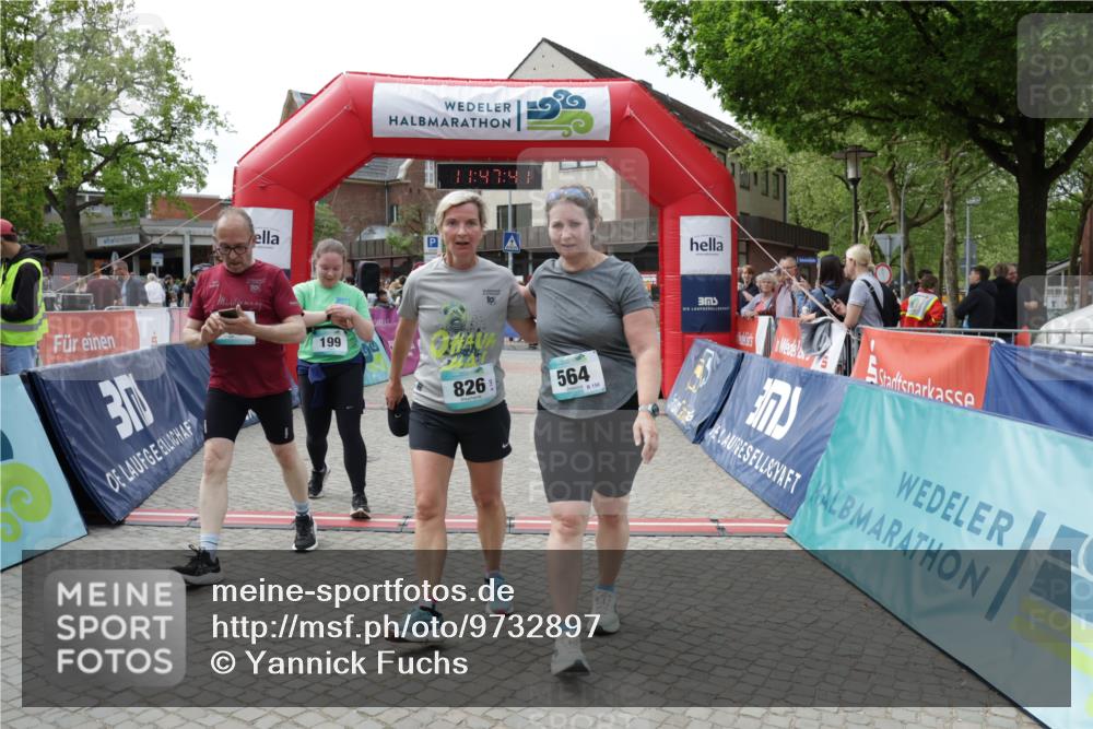 10.05.2026 - 8. Wedeler Halbmarathon Yannick Fuchs http://msf.ph/oto/9732897 10.05.2026 11:47:39 Ziel 198, 564, 826, 1041, 2010 meine-sportfotos.de