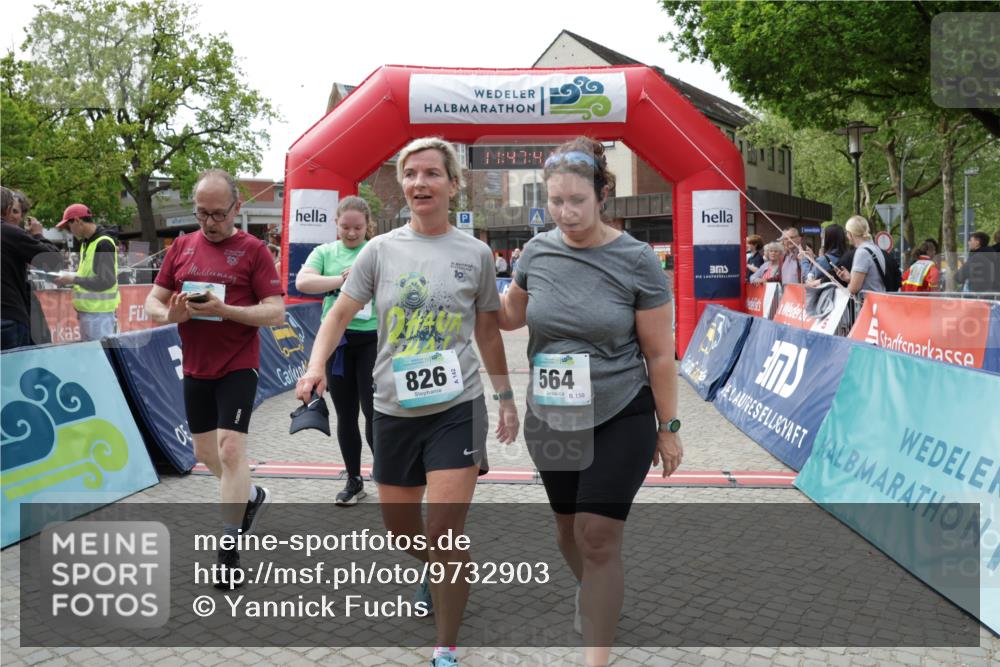 10.05.2026 - 8. Wedeler Halbmarathon Yannick Fuchs http://msf.ph/oto/9732903 10.05.2026 11:47:40 Ziel 198, 564, 1041, 2010 meine-sportfotos.de