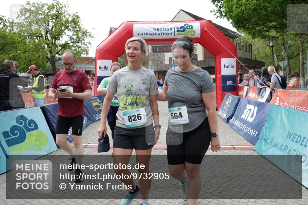 10.05.2026 - 8. Wedeler Halbmarathon Yannick Fuchs http://msf.ph/oto/9732905 10.05.2026 11:47:40 Ziel 198, 564, 1041, 2010 meine-sportfotos.de
