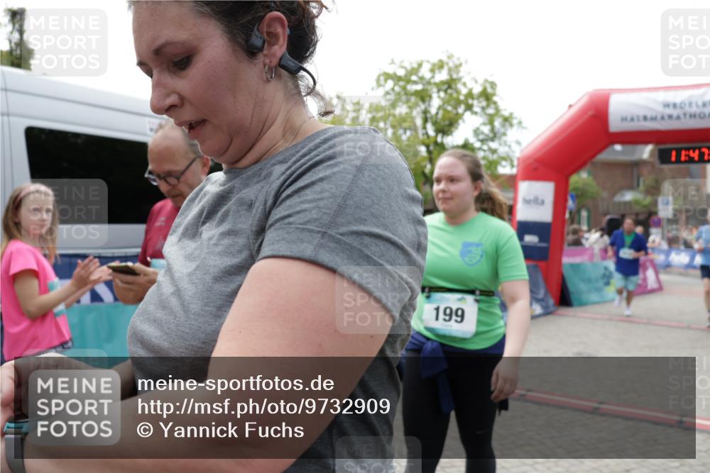 10.05.2026 - 8. Wedeler Halbmarathon Yannick Fuchs http://msf.ph/oto/9732909 10.05.2026 11:47:41 Ziel 198, 564, 1041, 2010 meine-sportfotos.de
