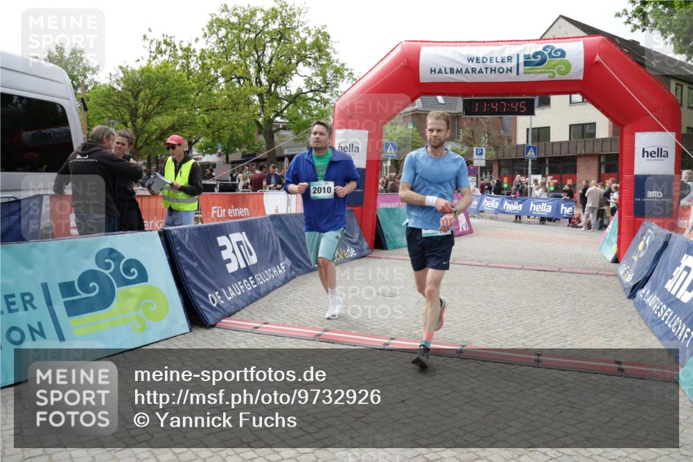 10.05.2026 - 8. Wedeler Halbmarathon Yannick Fuchs http://msf.ph/oto/9732926 10.05.2026 11:47:43 Ziel 2010 meine-sportfotos.de