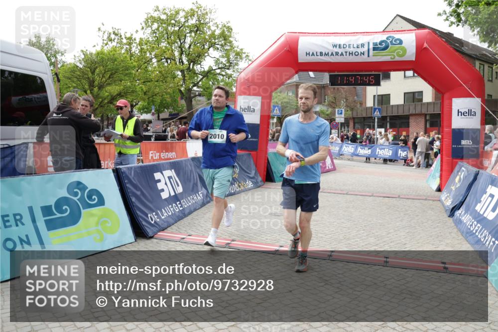 10.05.2026 - 8. Wedeler Halbmarathon Yannick Fuchs http://msf.ph/oto/9732928 10.05.2026 11:47:44 Ziel 362, 919, 2010 meine-sportfotos.de