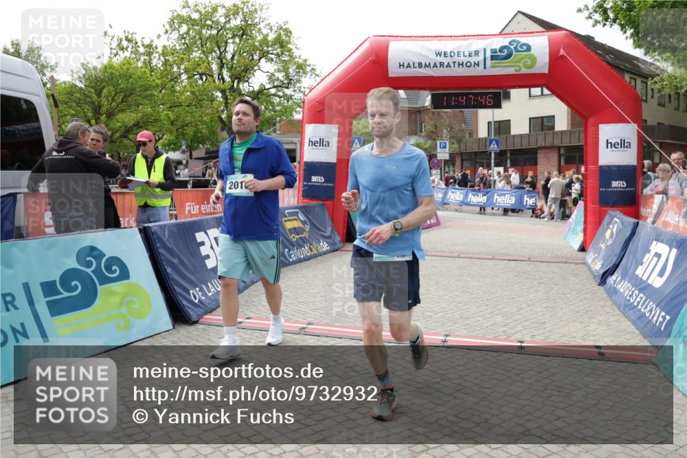 10.05.2026 - 8. Wedeler Halbmarathon Yannick Fuchs http://msf.ph/oto/9732932 10.05.2026 11:47:44 Ziel 362, 919, 2010 meine-sportfotos.de