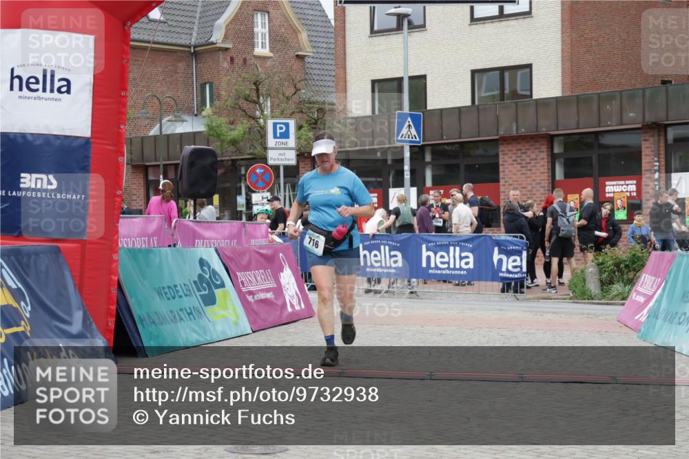 10.05.2026 - 8. Wedeler Halbmarathon Yannick Fuchs http://msf.ph/oto/9732938 10.05.2026 12:26:22 Ziel 716, 2133 meine-sportfotos.de