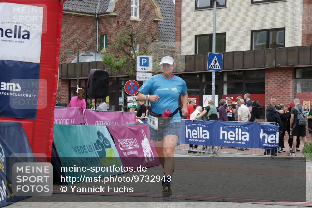 10.05.2026 - 8. Wedeler Halbmarathon Yannick Fuchs http://msf.ph/oto/9732943 10.05.2026 12:26:22 Ziel 716, 2133 meine-sportfotos.de