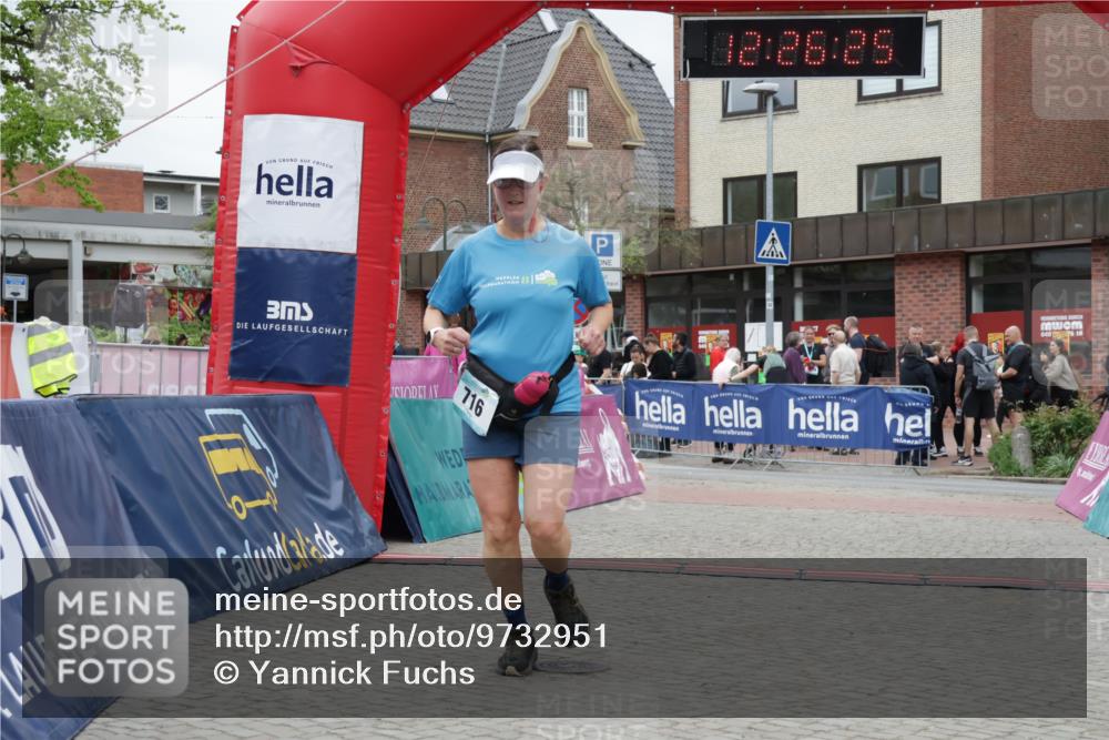 10.05.2026 - 8. Wedeler Halbmarathon Yannick Fuchs http://msf.ph/oto/9732951 10.05.2026 12:26:23 Ziel 716, 2133 meine-sportfotos.de