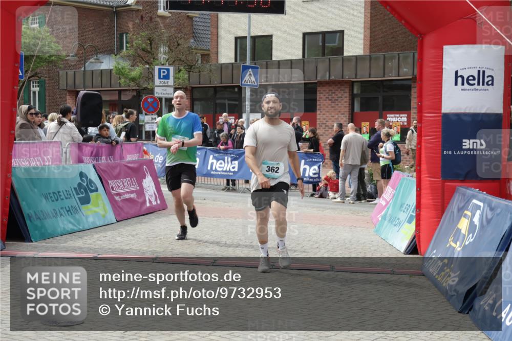10.05.2026 - 8. Wedeler Halbmarathon Yannick Fuchs http://msf.ph/oto/9732953 10.05.2026 11:47:48 Ziel 362, 919, 2010 meine-sportfotos.de