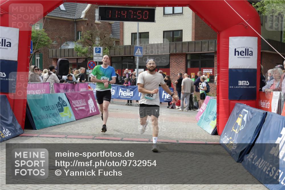 10.05.2026 - 8. Wedeler Halbmarathon Yannick Fuchs http://msf.ph/oto/9732954 10.05.2026 11:47:48 Ziel 362, 919, 2010 meine-sportfotos.de