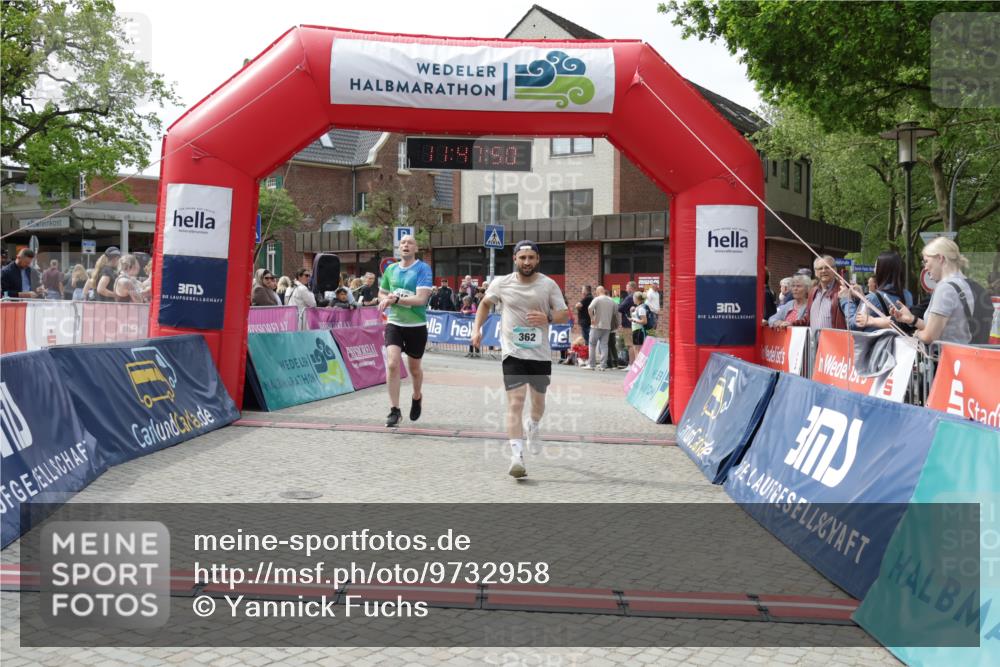 10.05.2026 - 8. Wedeler Halbmarathon Yannick Fuchs http://msf.ph/oto/9732958 10.05.2026 11:47:48 Ziel 362, 919, 2010 meine-sportfotos.de