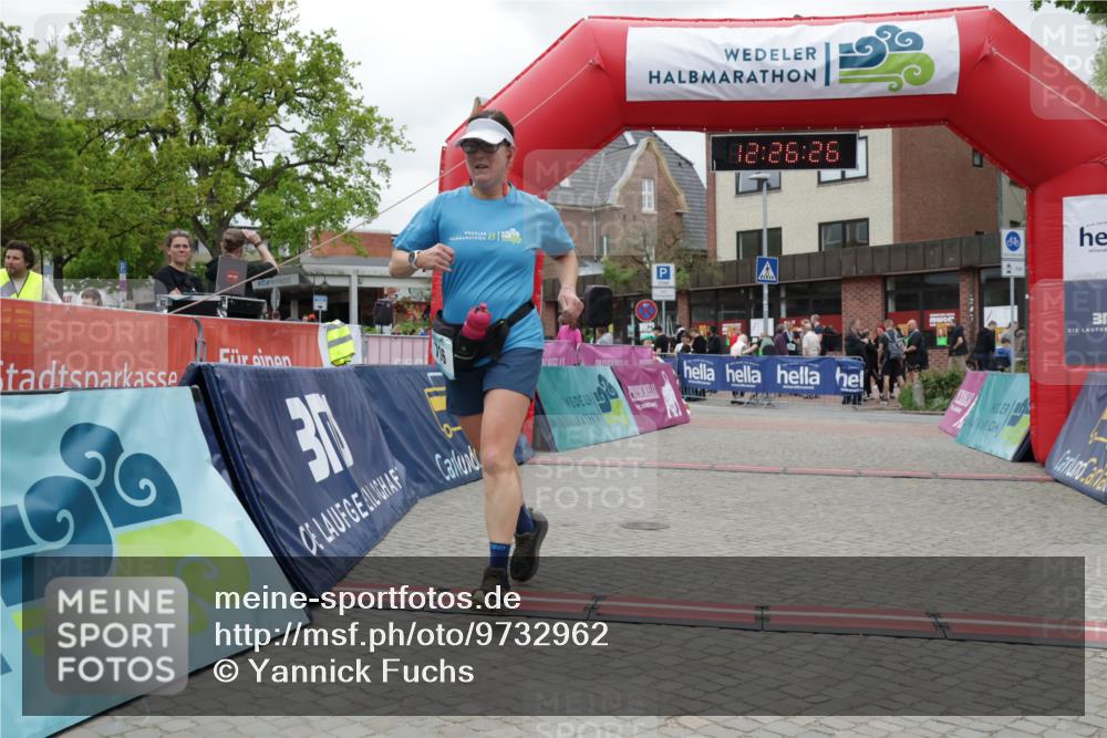 10.05.2026 - 8. Wedeler Halbmarathon Yannick Fuchs http://msf.ph/oto/9732962 10.05.2026 12:26:24 Ziel 716, 2133 meine-sportfotos.de
