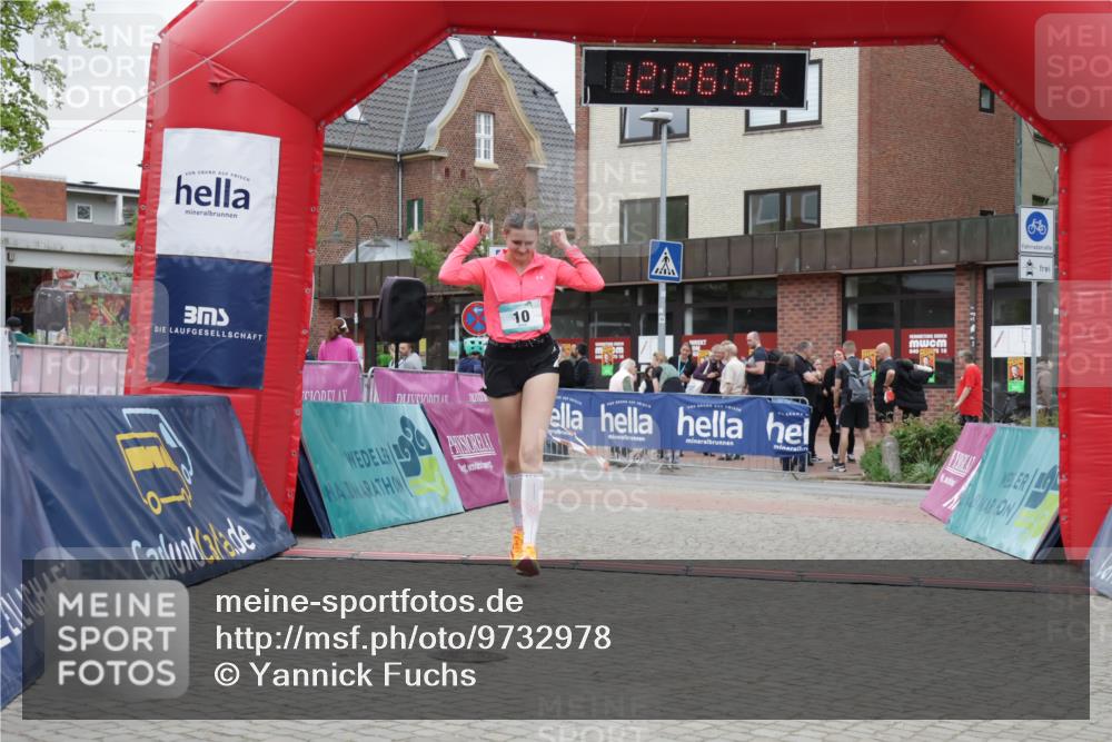 10.05.2026 - 8. Wedeler Halbmarathon Yannick Fuchs http://msf.ph/oto/9732978 10.05.2026 12:26:49 Ziel 10 meine-sportfotos.de