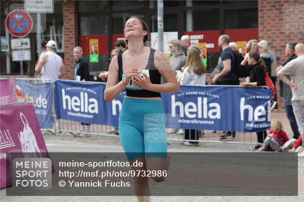 10.05.2026 - 8. Wedeler Halbmarathon Yannick Fuchs http://msf.ph/oto/9732986 10.05.2026 11:47:54 Ziel 362, 787, 919 meine-sportfotos.de