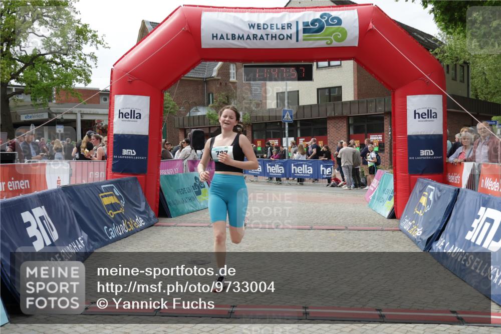 10.05.2026 - 8. Wedeler Halbmarathon Yannick Fuchs http://msf.ph/oto/9733004 10.05.2026 11:47:56 Ziel 787 meine-sportfotos.de