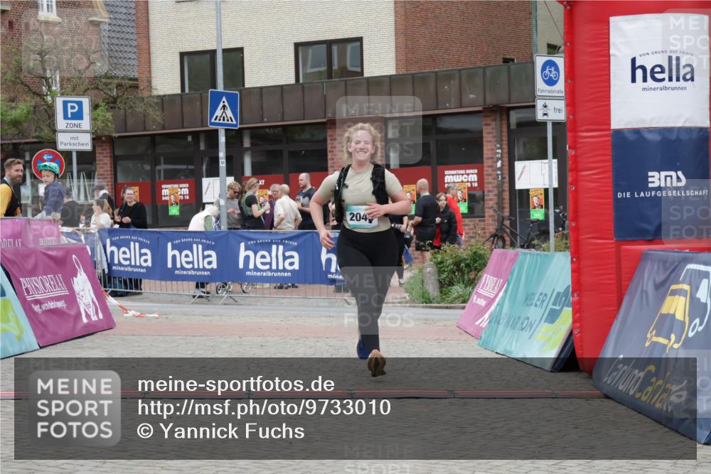 10.05.2026 - 8. Wedeler Halbmarathon Yannick Fuchs http://msf.ph/oto/9733010 10.05.2026 12:27:22 Ziel 2045 meine-sportfotos.de