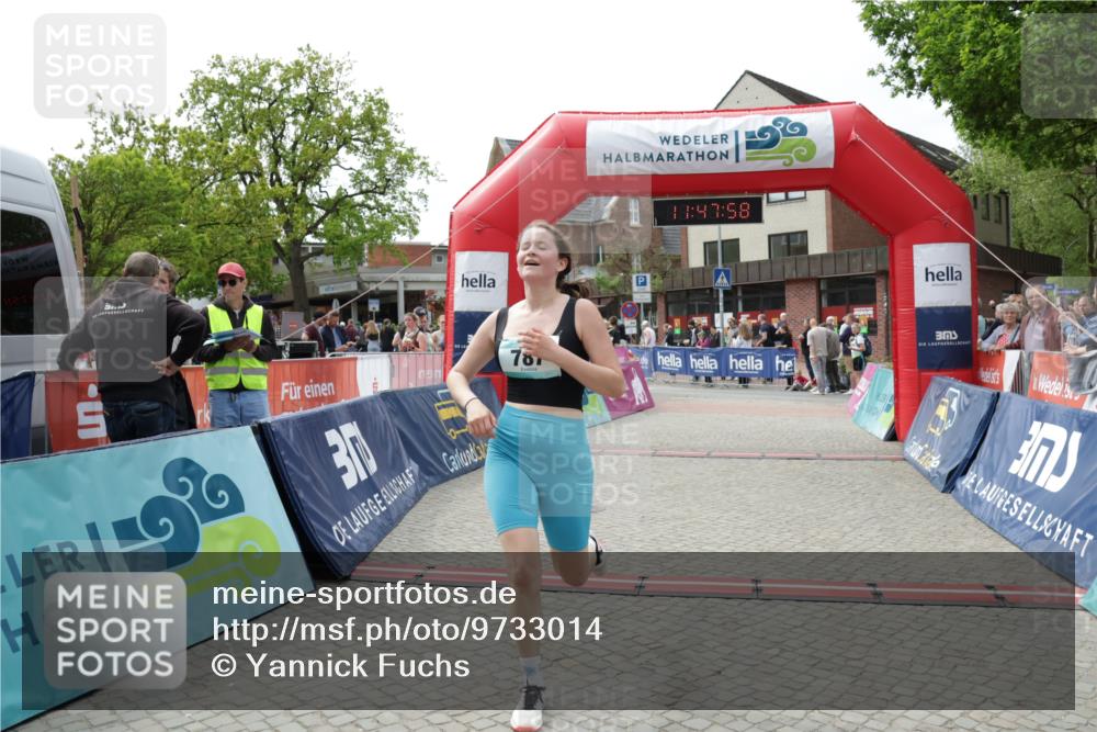 10.05.2026 - 8. Wedeler Halbmarathon Yannick Fuchs http://msf.ph/oto/9733014 10.05.2026 11:47:57 Ziel 787 meine-sportfotos.de