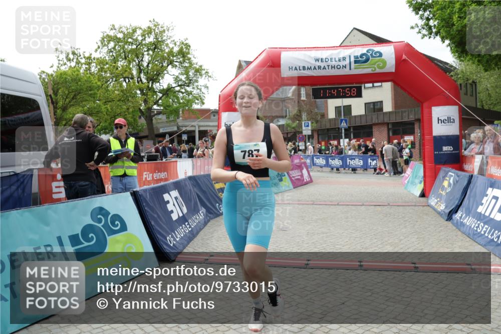 10.05.2026 - 8. Wedeler Halbmarathon Yannick Fuchs http://msf.ph/oto/9733015 10.05.2026 11:47:57 Ziel 787 meine-sportfotos.de