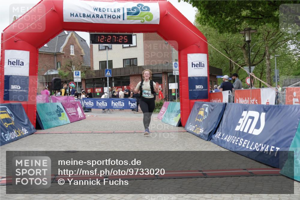 10.05.2026 - 8. Wedeler Halbmarathon Yannick Fuchs http://msf.ph/oto/9733020 10.05.2026 12:27:23 Ziel 2045 meine-sportfotos.de