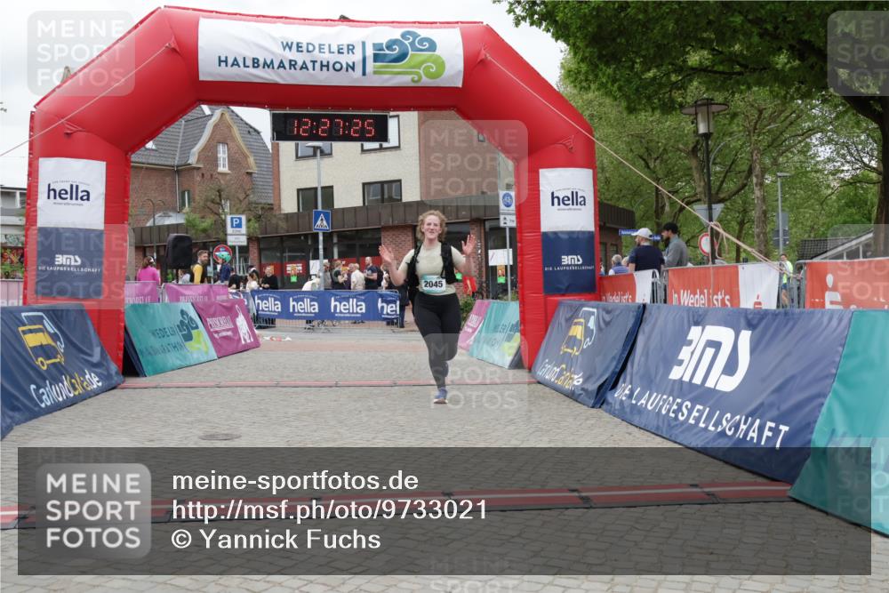 10.05.2026 - 8. Wedeler Halbmarathon Yannick Fuchs http://msf.ph/oto/9733021 10.05.2026 12:27:23 Ziel 2045 meine-sportfotos.de