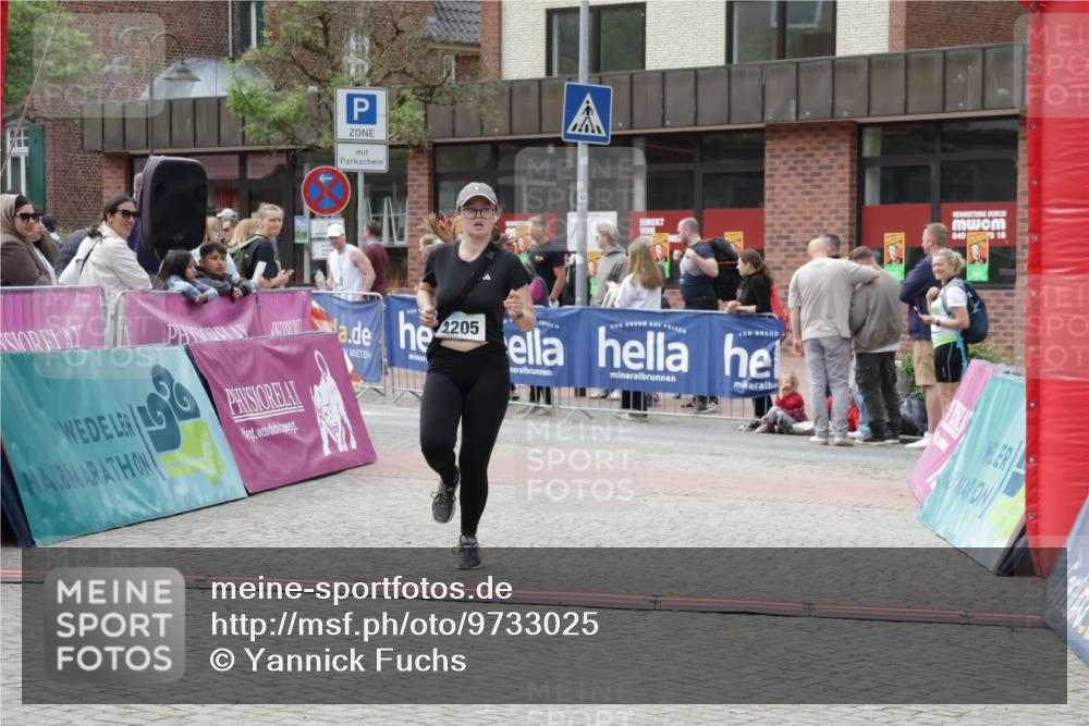 10.05.2026 - 8. Wedeler Halbmarathon Yannick Fuchs http://msf.ph/oto/9733025 10.05.2026 11:48:06 Ziel 2205 meine-sportfotos.de