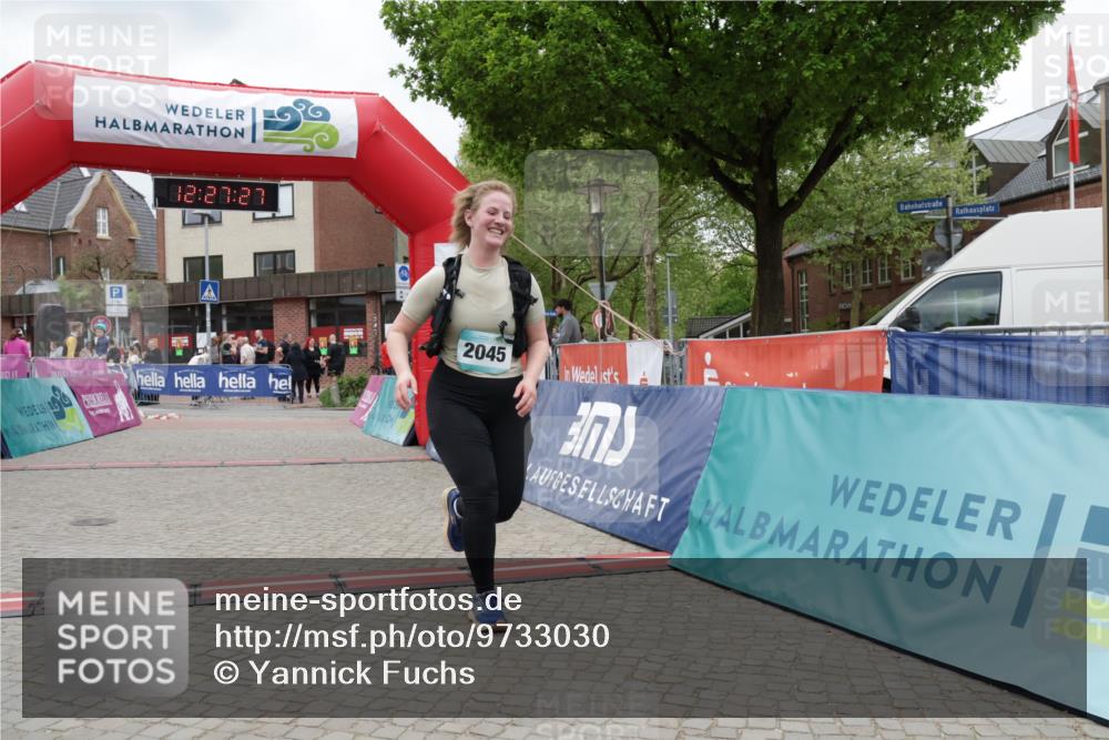 10.05.2026 - 8. Wedeler Halbmarathon Yannick Fuchs http://msf.ph/oto/9733030 10.05.2026 12:27:25 Ziel 2045 meine-sportfotos.de
