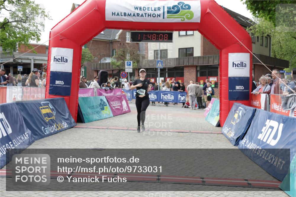 10.05.2026 - 8. Wedeler Halbmarathon Yannick Fuchs http://msf.ph/oto/9733031 10.05.2026 11:48:06 Ziel 2205 meine-sportfotos.de