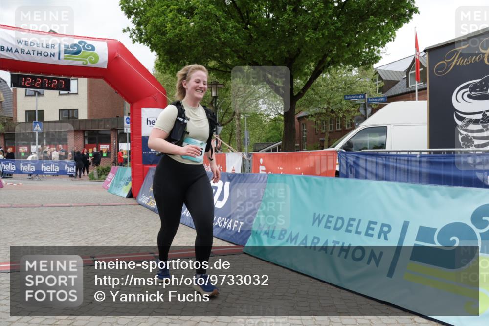 10.05.2026 - 8. Wedeler Halbmarathon Yannick Fuchs http://msf.ph/oto/9733032 10.05.2026 12:27:25 Ziel 2045 meine-sportfotos.de