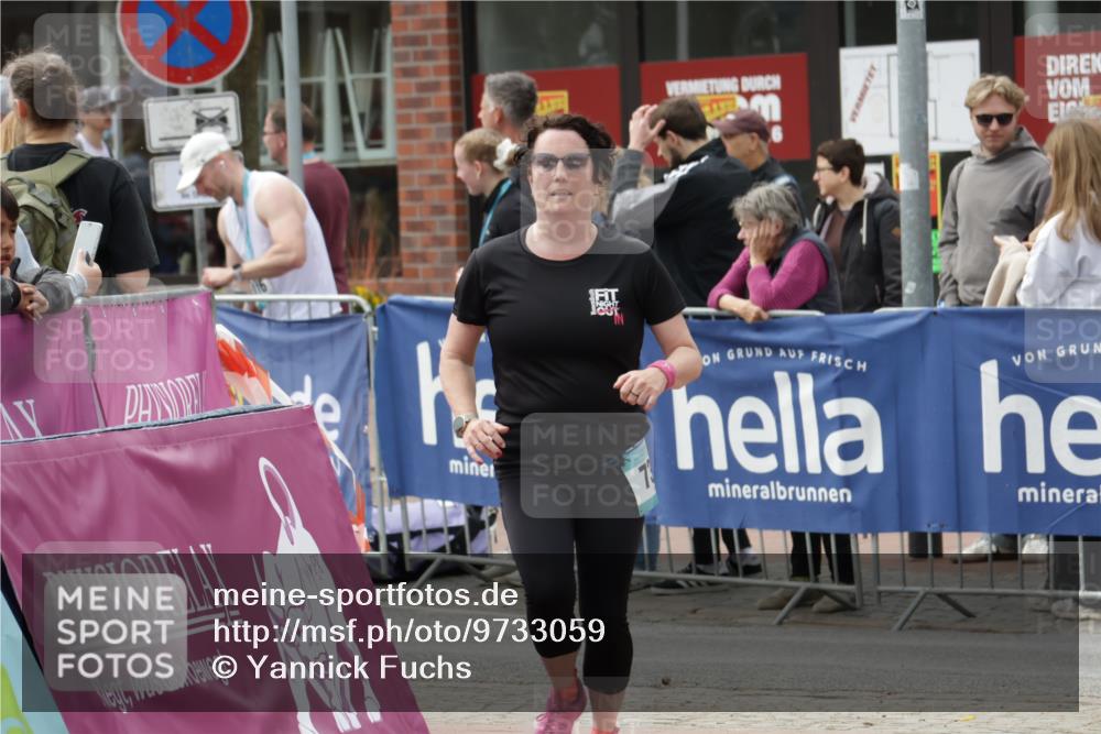 10.05.2026 - 8. Wedeler Halbmarathon Yannick Fuchs http://msf.ph/oto/9733059 10.05.2026 11:48:14 Ziel 731 meine-sportfotos.de