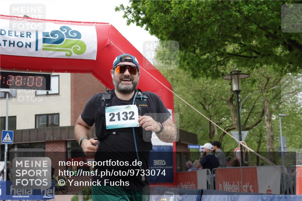 10.05.2026 - 8. Wedeler Halbmarathon Yannick Fuchs http://msf.ph/oto/9733074 10.05.2026 12:27:58 Ziel 2132 meine-sportfotos.de