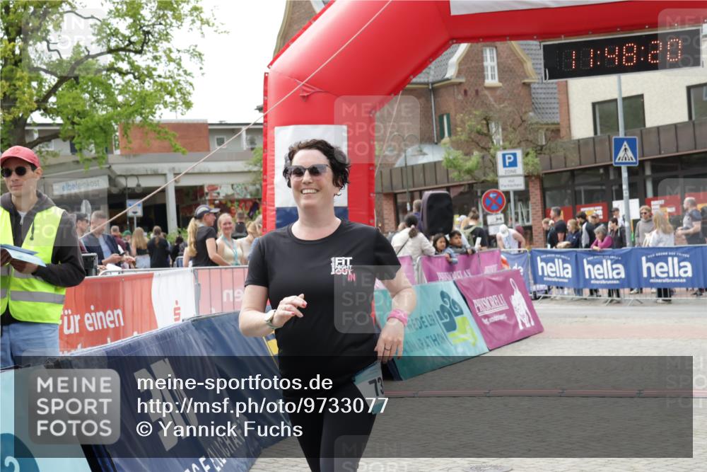 10.05.2026 - 8. Wedeler Halbmarathon Yannick Fuchs http://msf.ph/oto/9733077 10.05.2026 11:48:19 Ziel 731 meine-sportfotos.de