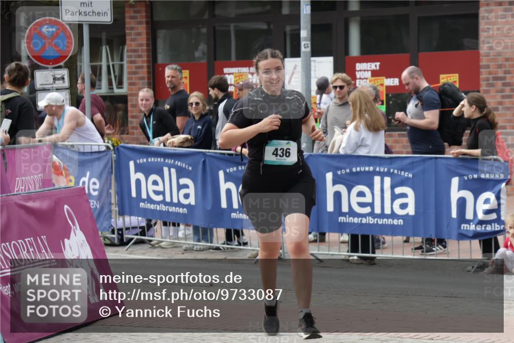 10.05.2026 - 8. Wedeler Halbmarathon Yannick Fuchs http://msf.ph/oto/9733087 10.05.2026 11:48:27 Ziel 436 meine-sportfotos.de