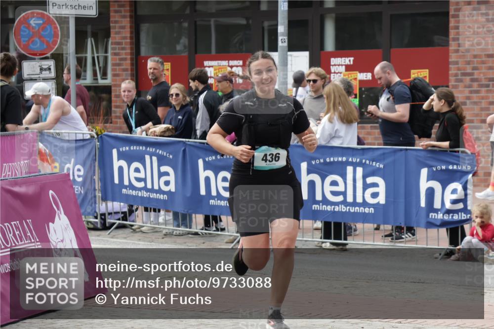 10.05.2026 - 8. Wedeler Halbmarathon Yannick Fuchs http://msf.ph/oto/9733088 10.05.2026 11:48:27 Ziel 436 meine-sportfotos.de