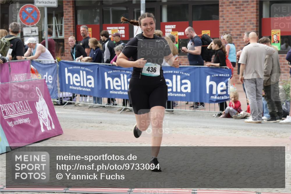 10.05.2026 - 8. Wedeler Halbmarathon Yannick Fuchs http://msf.ph/oto/9733094 10.05.2026 11:48:28 Ziel 436 meine-sportfotos.de