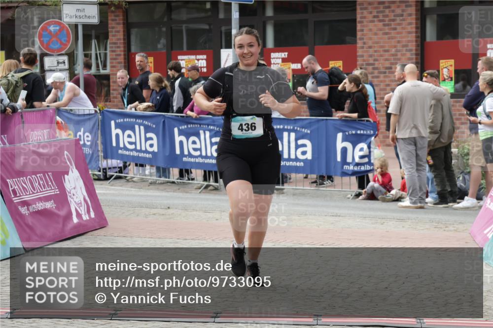 10.05.2026 - 8. Wedeler Halbmarathon Yannick Fuchs http://msf.ph/oto/9733095 10.05.2026 11:48:28 Ziel 436 meine-sportfotos.de