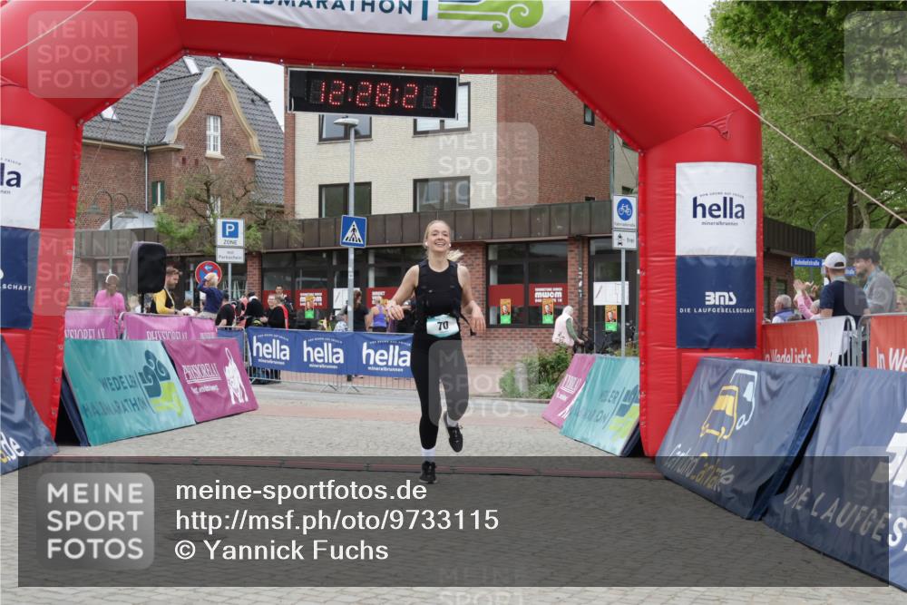 10.05.2026 - 8. Wedeler Halbmarathon Yannick Fuchs http://msf.ph/oto/9733115 10.05.2026 12:28:19 Ziel 70 meine-sportfotos.de