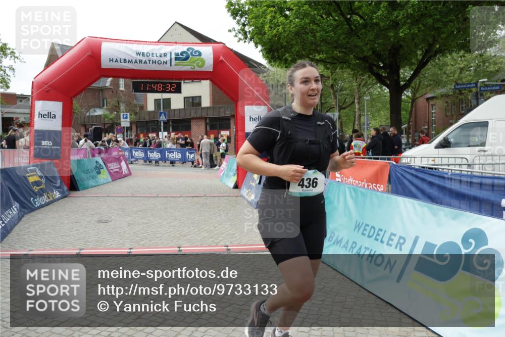 10.05.2026 - 8. Wedeler Halbmarathon Yannick Fuchs http://msf.ph/oto/9733133 10.05.2026 11:48:31 Ziel 436, 757, 758, 974 meine-sportfotos.de