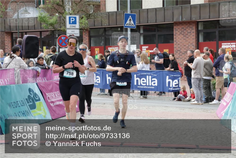 10.05.2026 - 8. Wedeler Halbmarathon Yannick Fuchs http://msf.ph/oto/9733136 10.05.2026 11:48:34 Ziel 413, 436, 757, 758, 974 meine-sportfotos.de