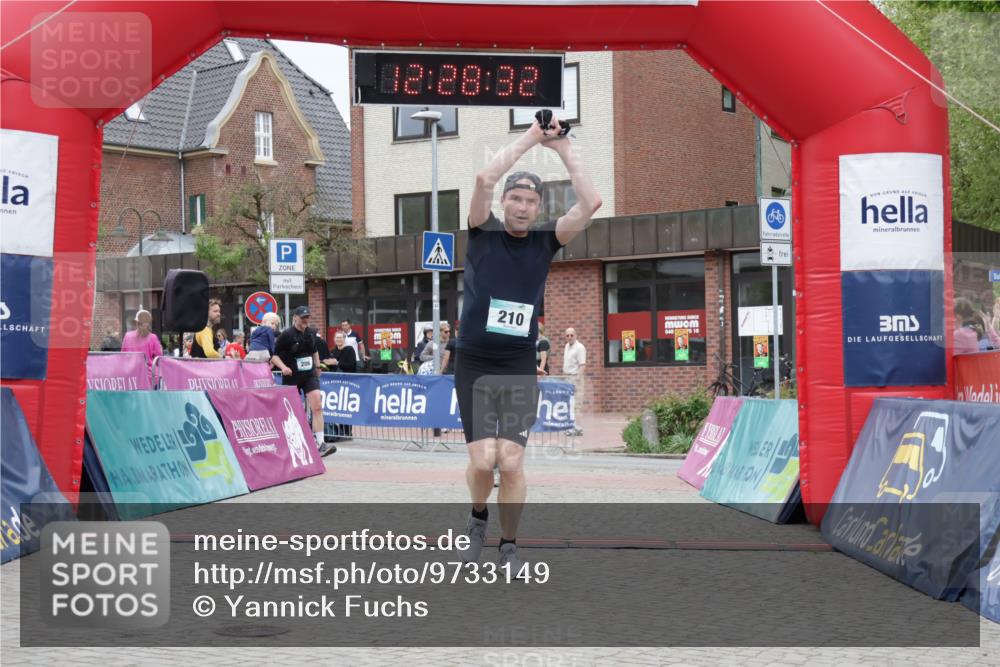 10.05.2026 - 8. Wedeler Halbmarathon Yannick Fuchs http://msf.ph/oto/9733149 10.05.2026 12:28:30 Ziel 206, 210, 578 meine-sportfotos.de