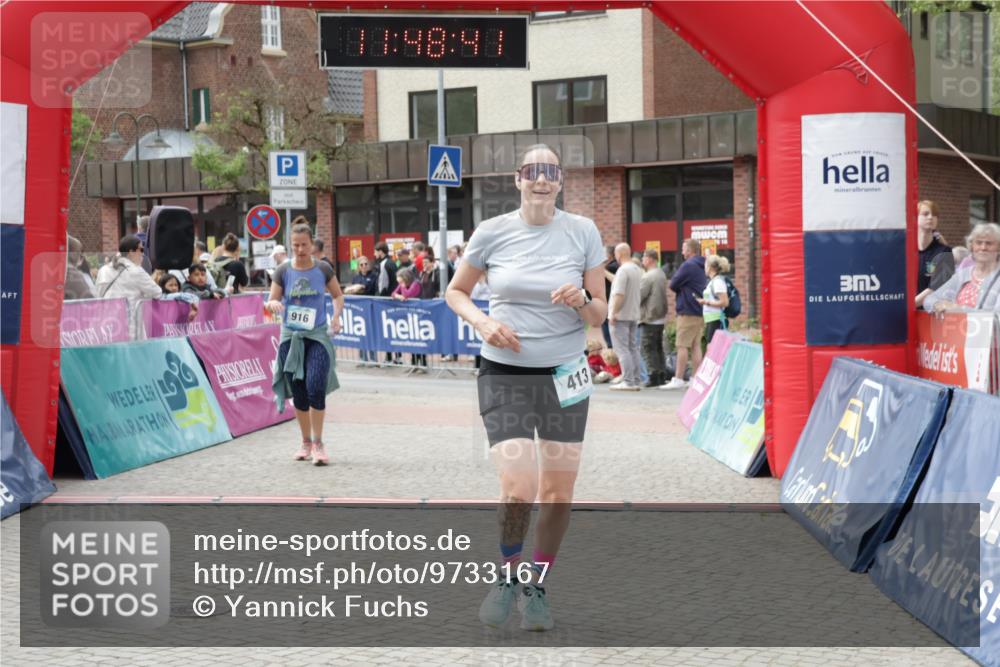 10.05.2026 - 8. Wedeler Halbmarathon Yannick Fuchs http://msf.ph/oto/9733167 10.05.2026 11:48:39 Ziel 413, 757, 758, 916, 974 meine-sportfotos.de