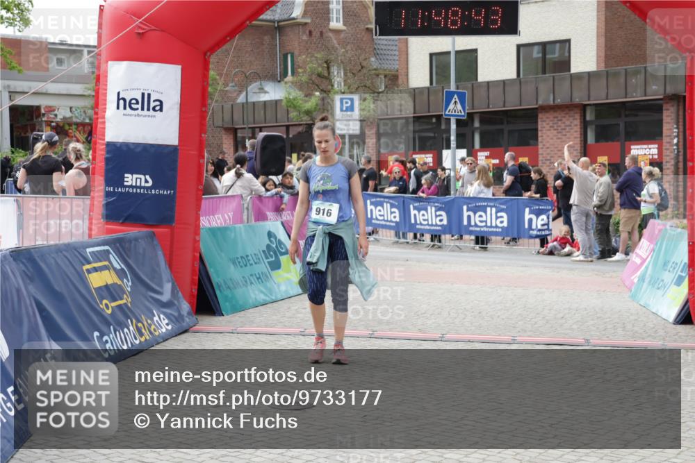 10.05.2026 - 8. Wedeler Halbmarathon Yannick Fuchs http://msf.ph/oto/9733177 10.05.2026 11:48:41 Ziel 413, 916, 974 meine-sportfotos.de