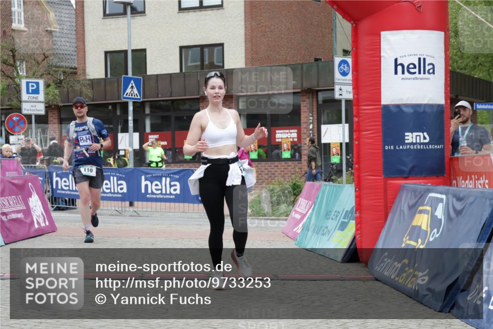 10.05.2026 - 8. Wedeler Halbmarathon Yannick Fuchs http://msf.ph/oto/9733253 10.05.2026 12:28:56 Ziel 110, 576 meine-sportfotos.de