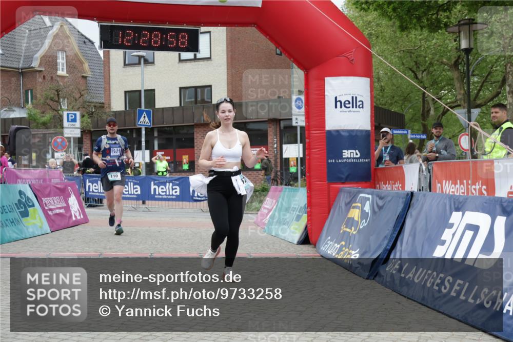10.05.2026 - 8. Wedeler Halbmarathon Yannick Fuchs http://msf.ph/oto/9733258 10.05.2026 12:28:56 Ziel 110, 576 meine-sportfotos.de