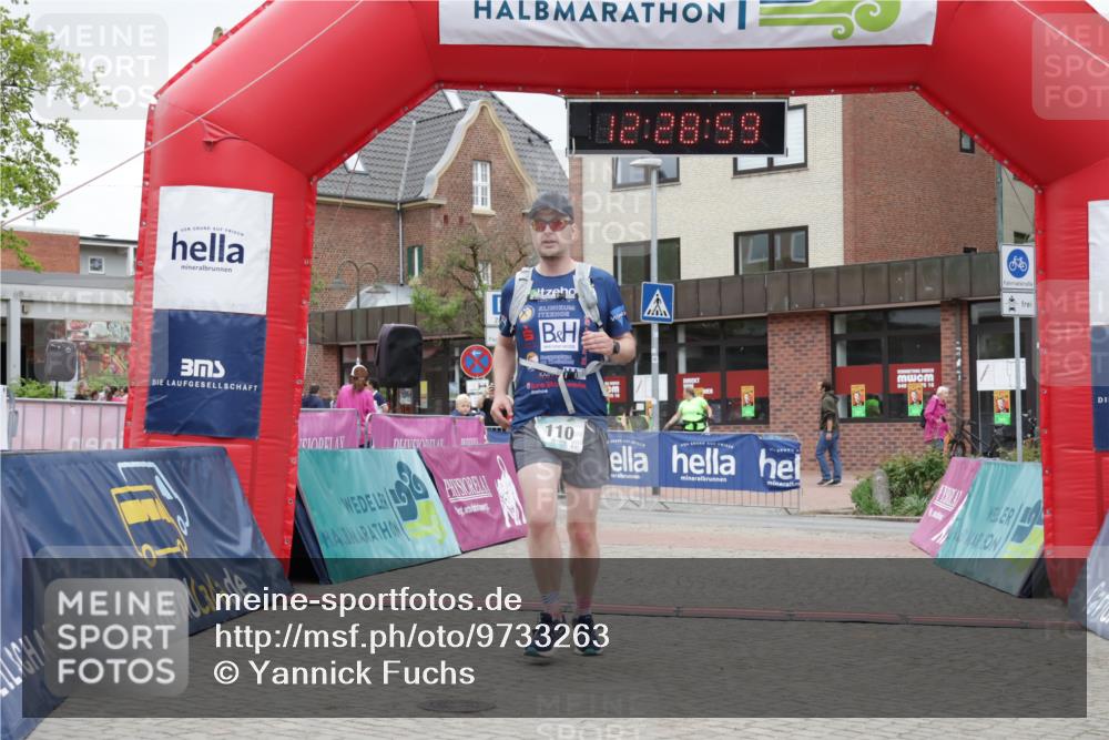 10.05.2026 - 8. Wedeler Halbmarathon Yannick Fuchs http://msf.ph/oto/9733263 10.05.2026 12:28:58 Ziel 110, 576 meine-sportfotos.de