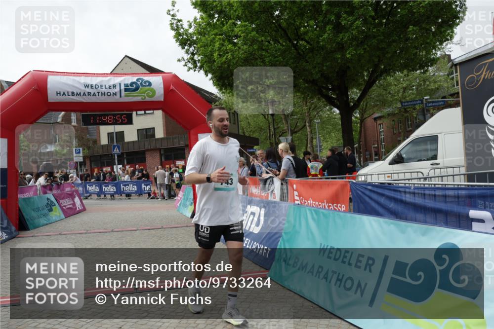 10.05.2026 - 8. Wedeler Halbmarathon Yannick Fuchs http://msf.ph/oto/9733264 10.05.2026 11:48:53 Ziel 496, 743 meine-sportfotos.de