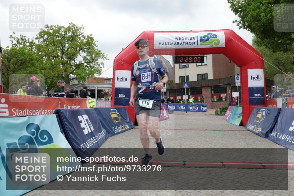 10.05.2026 - 8. Wedeler Halbmarathon Yannick Fuchs http://msf.ph/oto/9733276 10.05.2026 12:28:58 Ziel 110, 576 meine-sportfotos.de