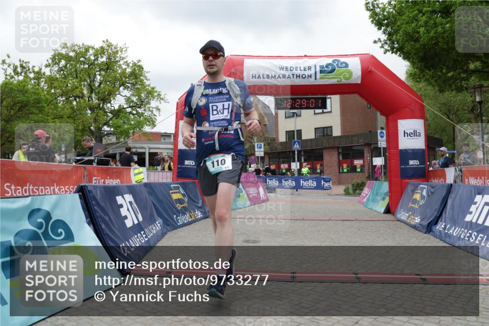 10.05.2026 - 8. Wedeler Halbmarathon Yannick Fuchs http://msf.ph/oto/9733277 10.05.2026 12:28:59 Ziel 110, 576 meine-sportfotos.de